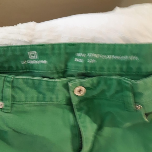 Jeans - Picture 3 of 5